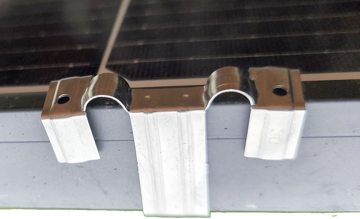 Water Drain Clip Edelstahl (Wasser Ablauf Clip)  Entwässerungsclip für Solarmodule mit 30mm Rahmen