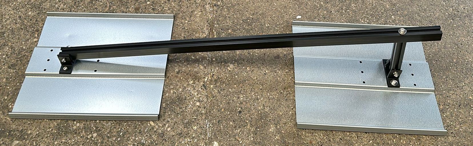 Vario Fußblech Ballastblech (ink. 2x M8x20 Schraube und Sperrzahnmutter)  Fußkonsole für Flachdach Solar Aufständerung universell einsetzbar