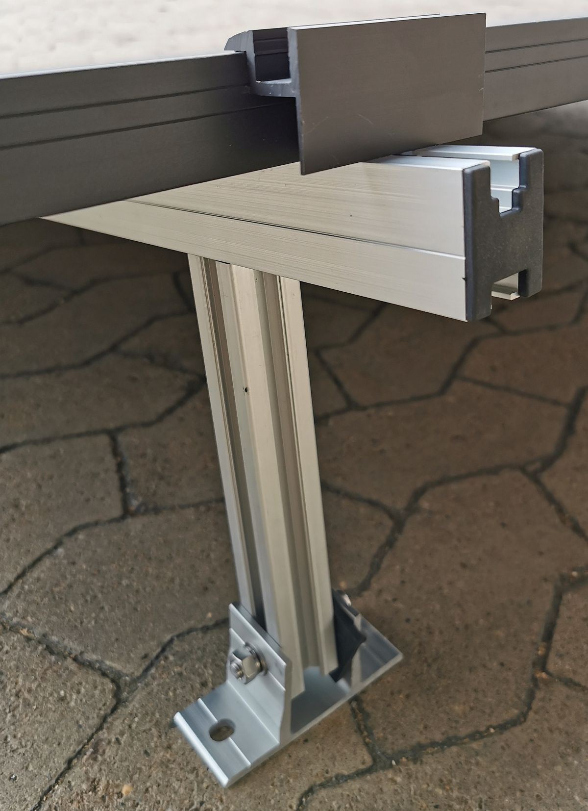 Fix 10° Solar Aufständerung Wand/Flachdach 2 Stck für ein Solarmodul mit Aluprofil